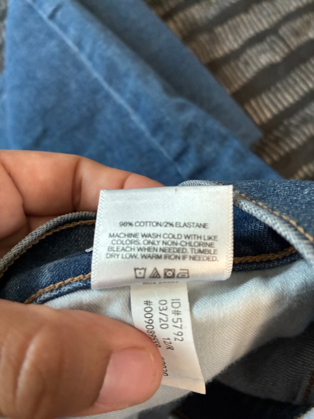 Express Mom Jean Super High Rise - Picture 7 of 9